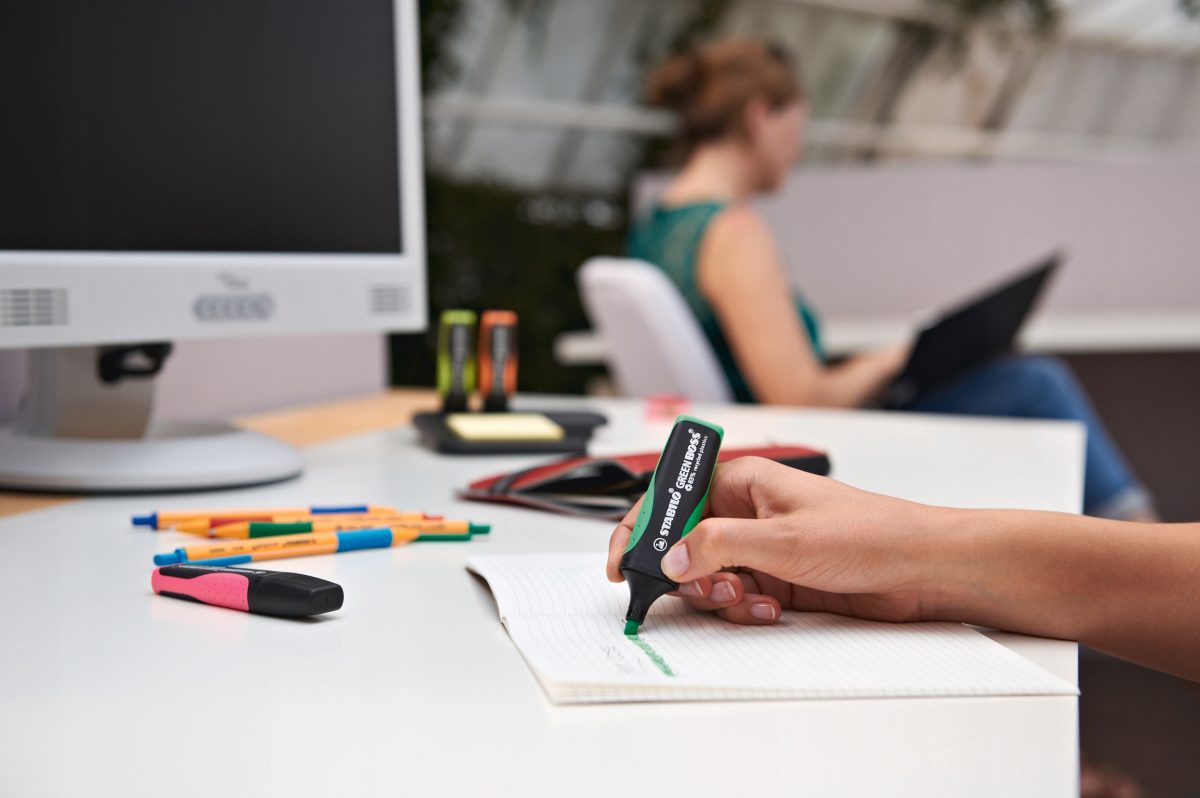 af59f07d01cd61d9256776c55f7b4b81